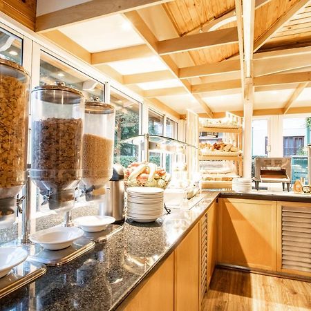 Sentinel Luxury Suite Hotel Pretoria-Noord エクステリア 写真