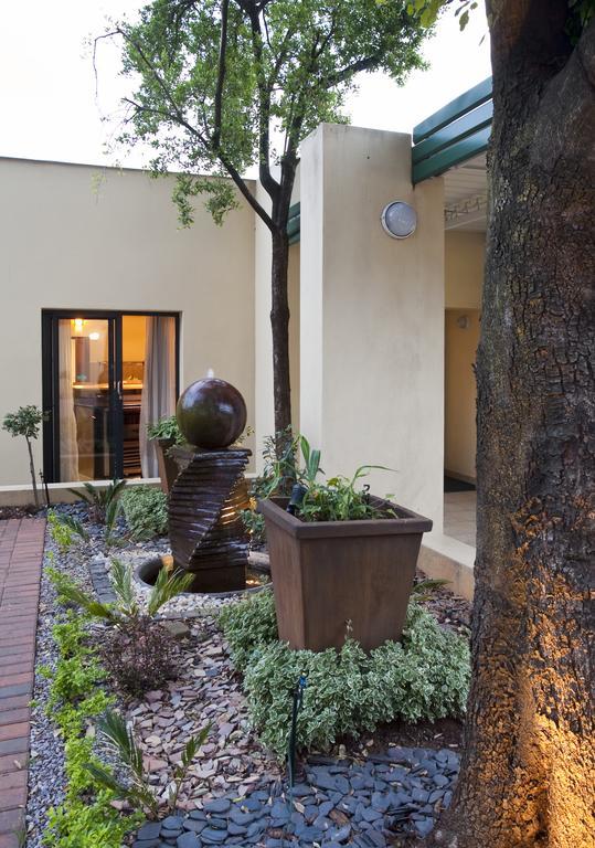 Sentinel Luxury Suite Hotel Pretoria-Noord エクステリア 写真