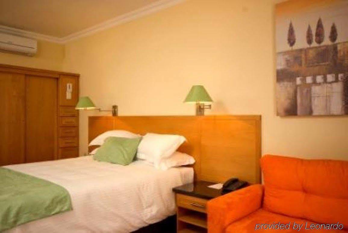 Sentinel Luxury Suite Hotel Pretoria-Noord エクステリア 写真