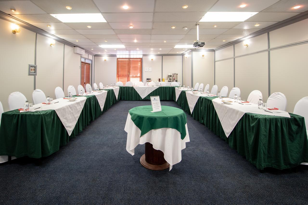 Sentinel Luxury Suite Hotel Pretoria-Noord エクステリア 写真